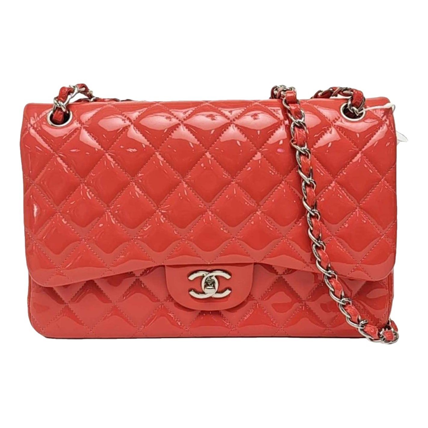 Timeless/Classique patent leather crossbody bag