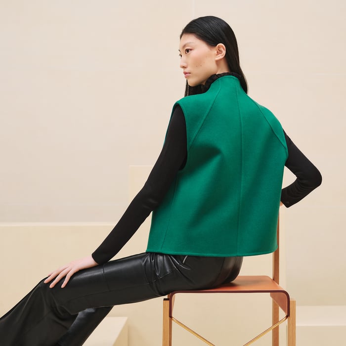 Vert Acanthe Cashmere Short Vest