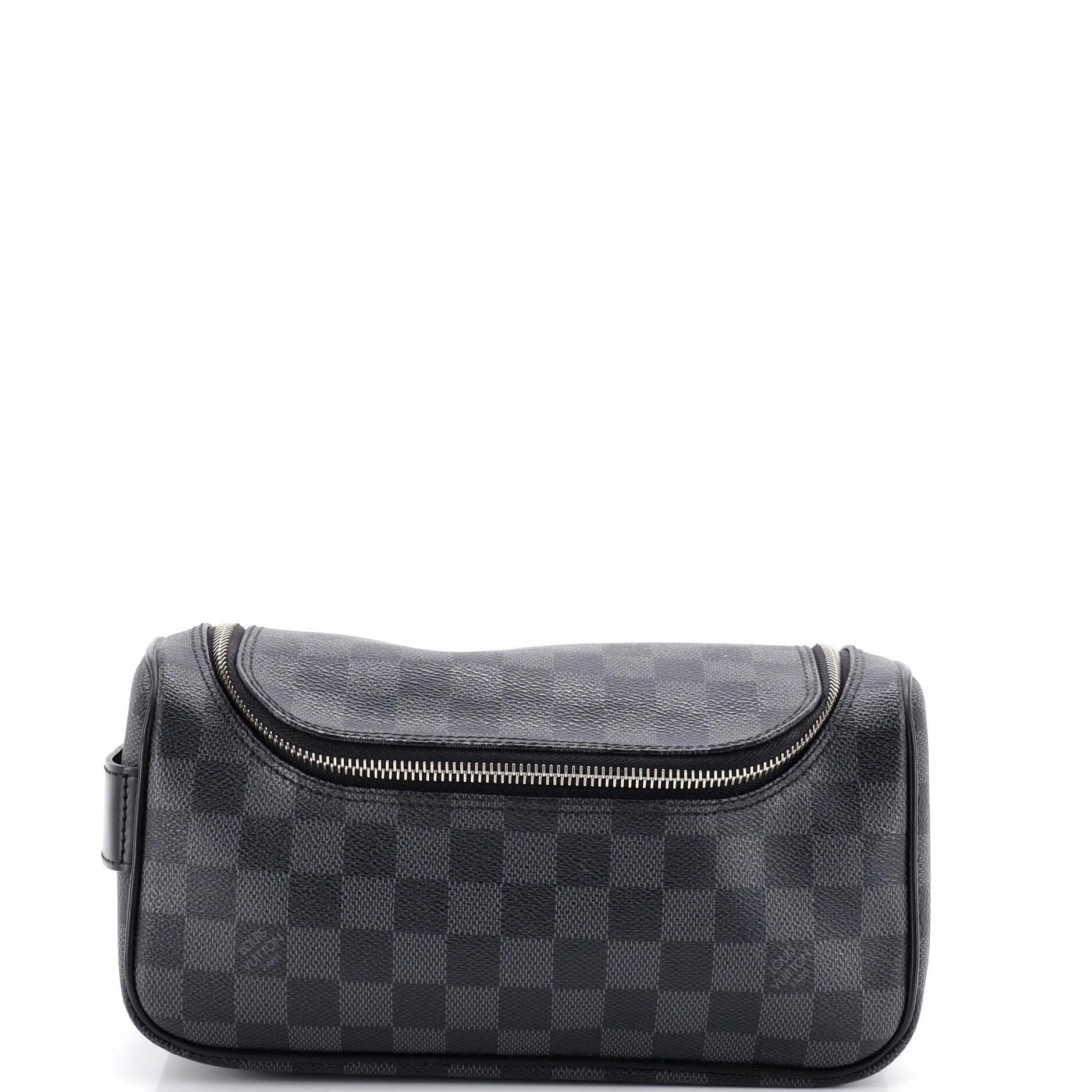 Cloth vanity case