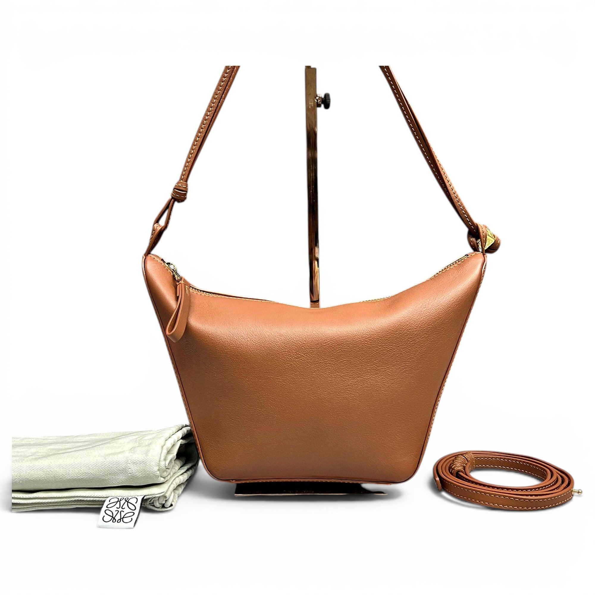 Luna leather handbag