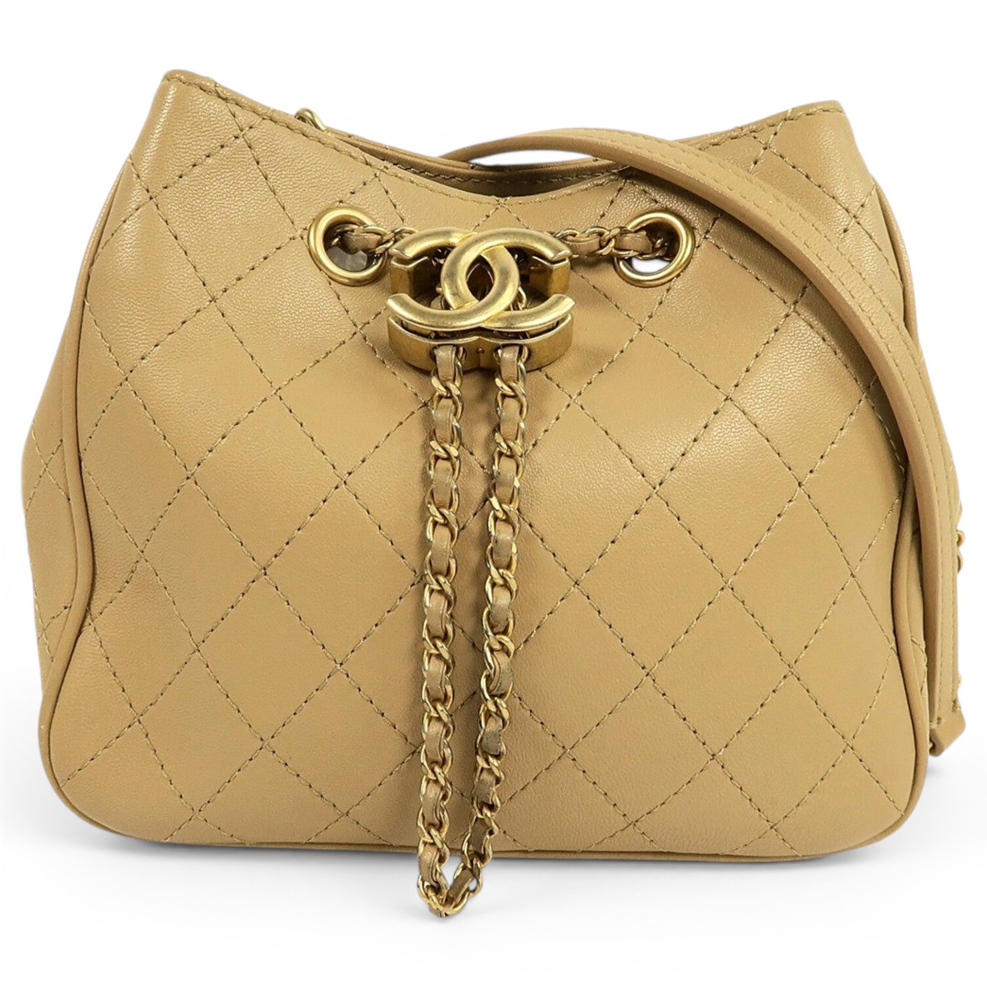 Wallet On Chain Chanel 19 leather crossbody bag