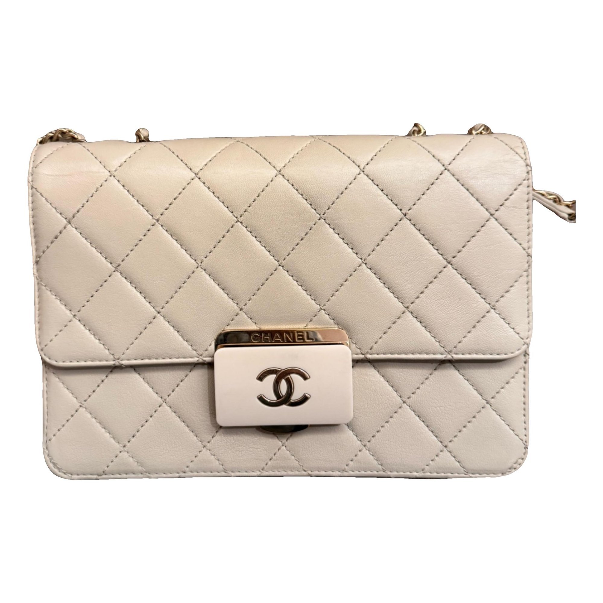 Chic With Me leather crossbody bag
