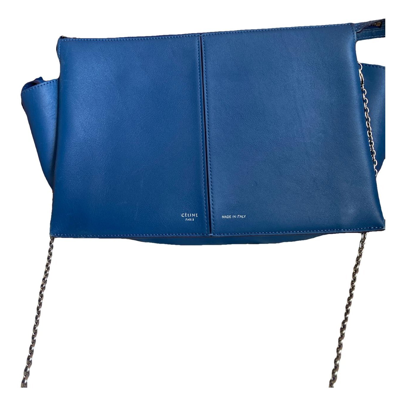 Trapèze leather crossbody bag