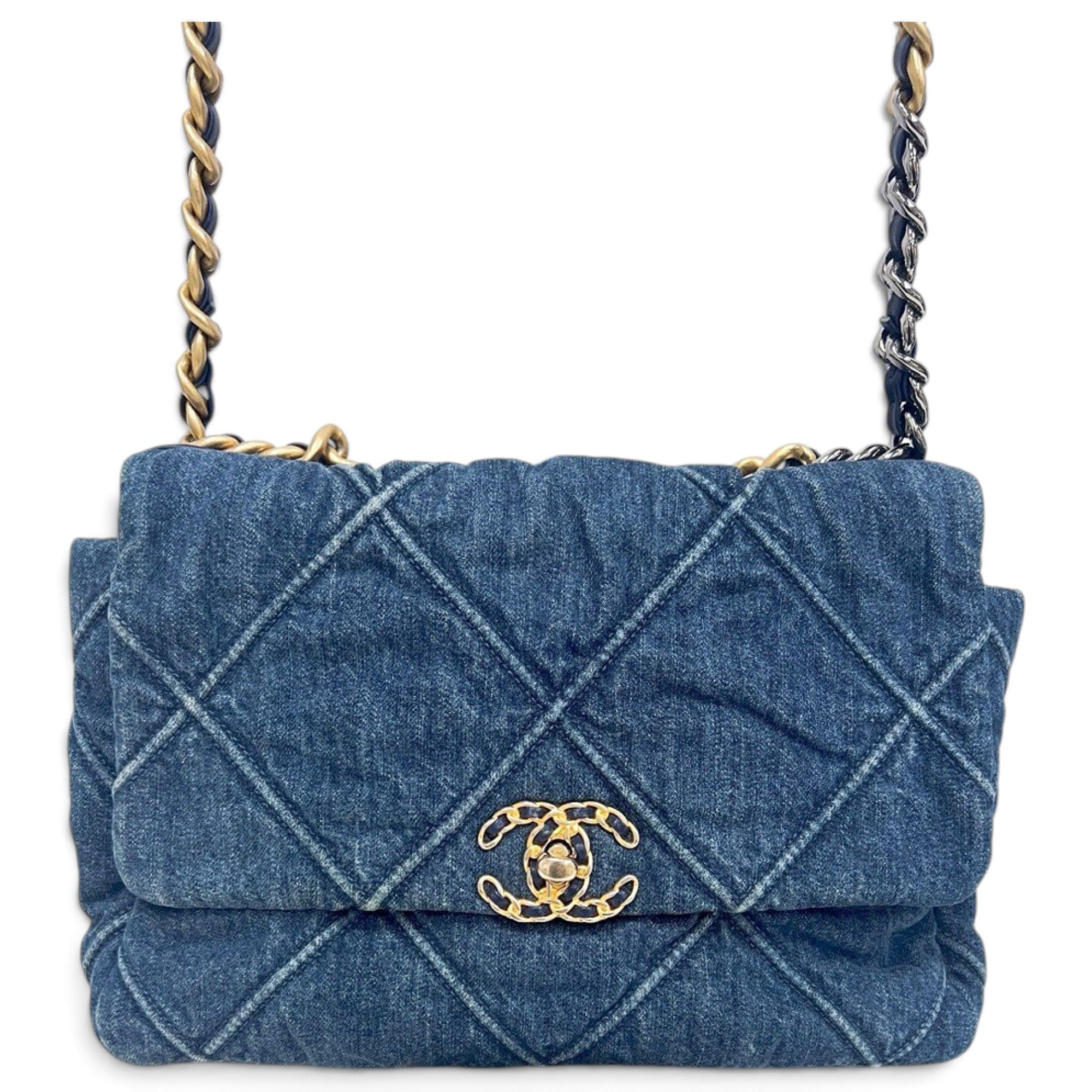 Chanel 19 handbag