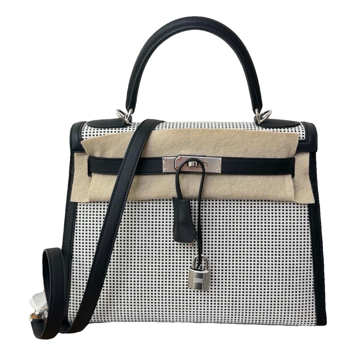 Kelly 28 handbag