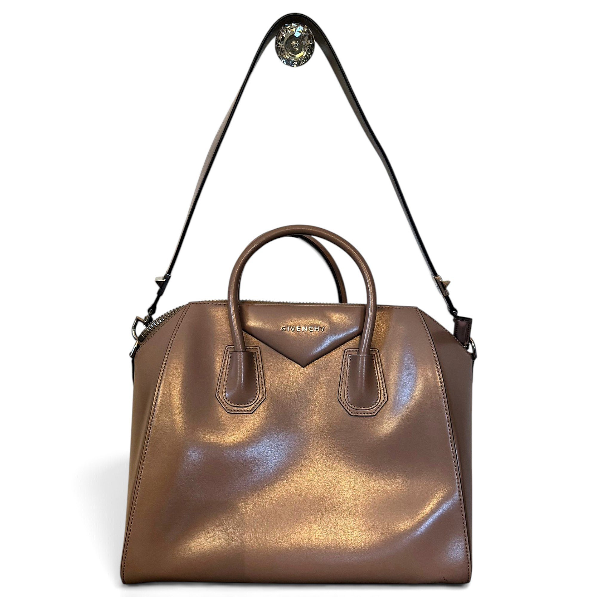 Antigona leather handbag