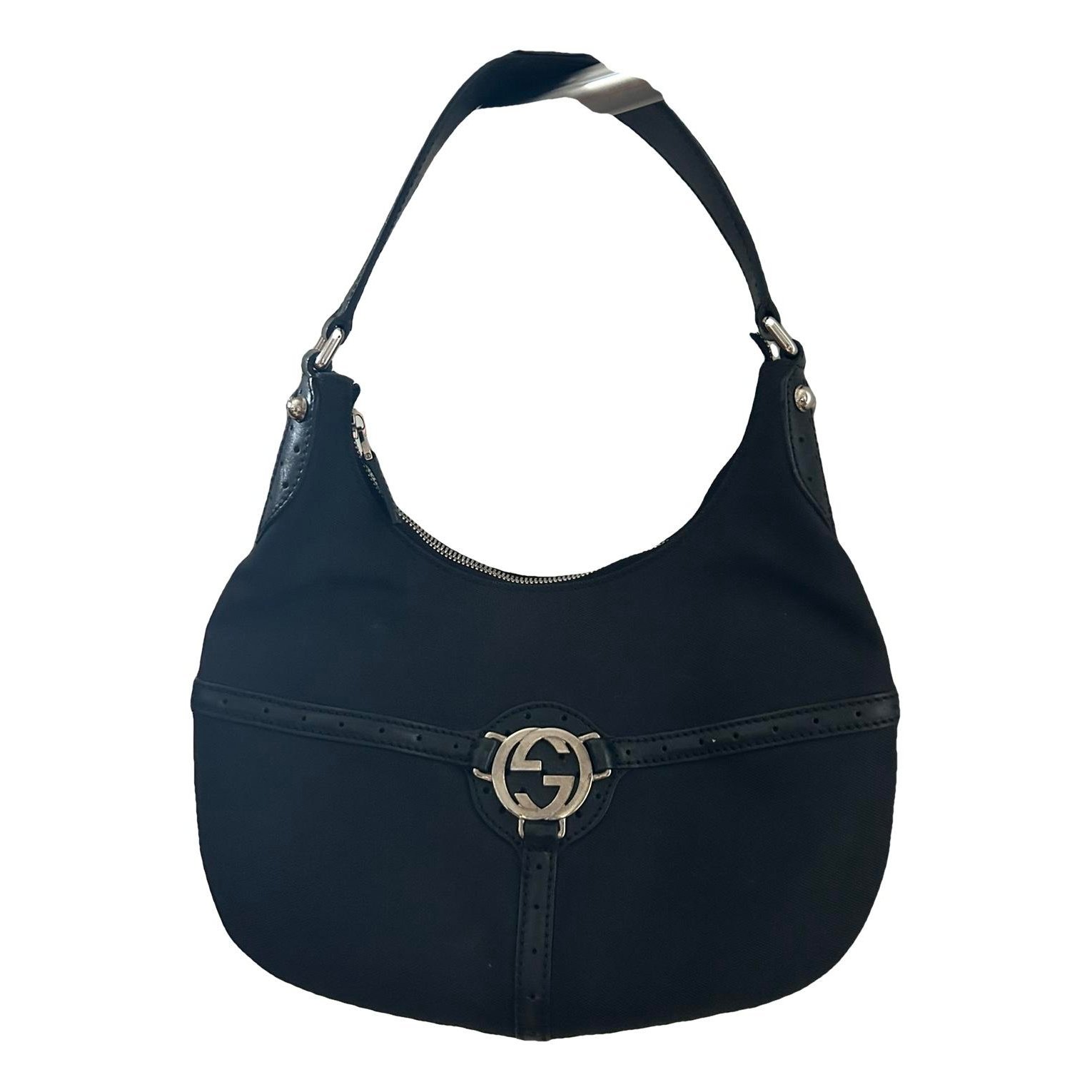 Interlocking cloth handbag
