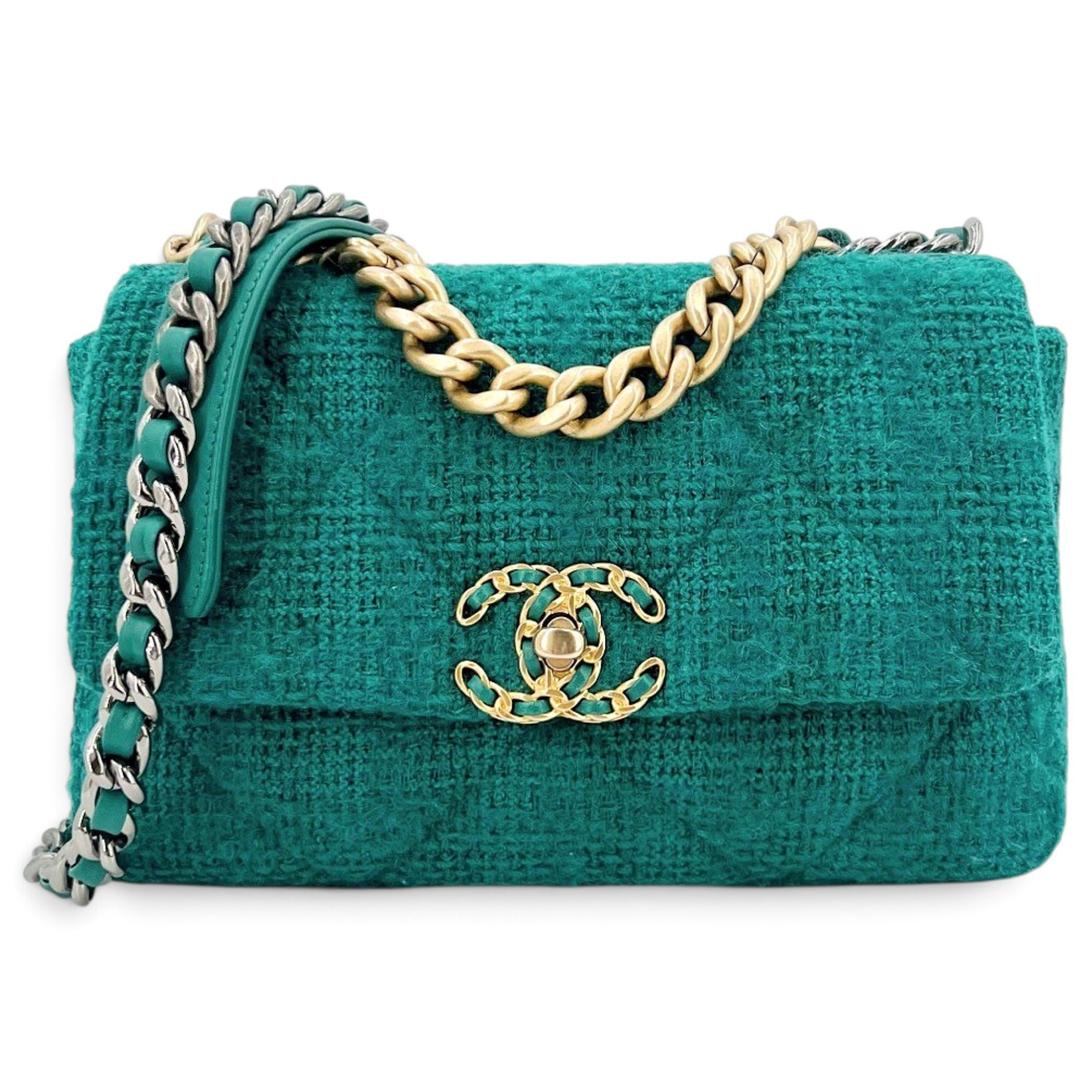 Chanel 19 leather handbag