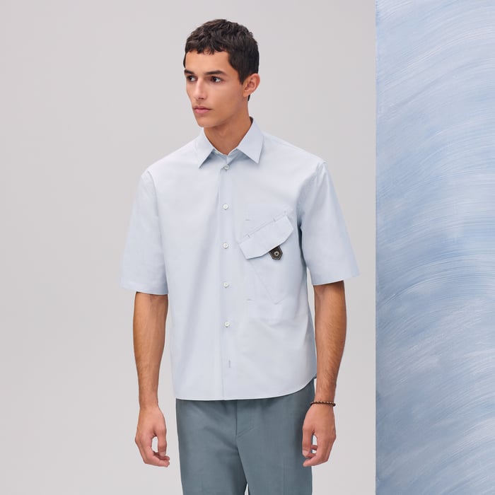 Short-sleeve straight cut shirt