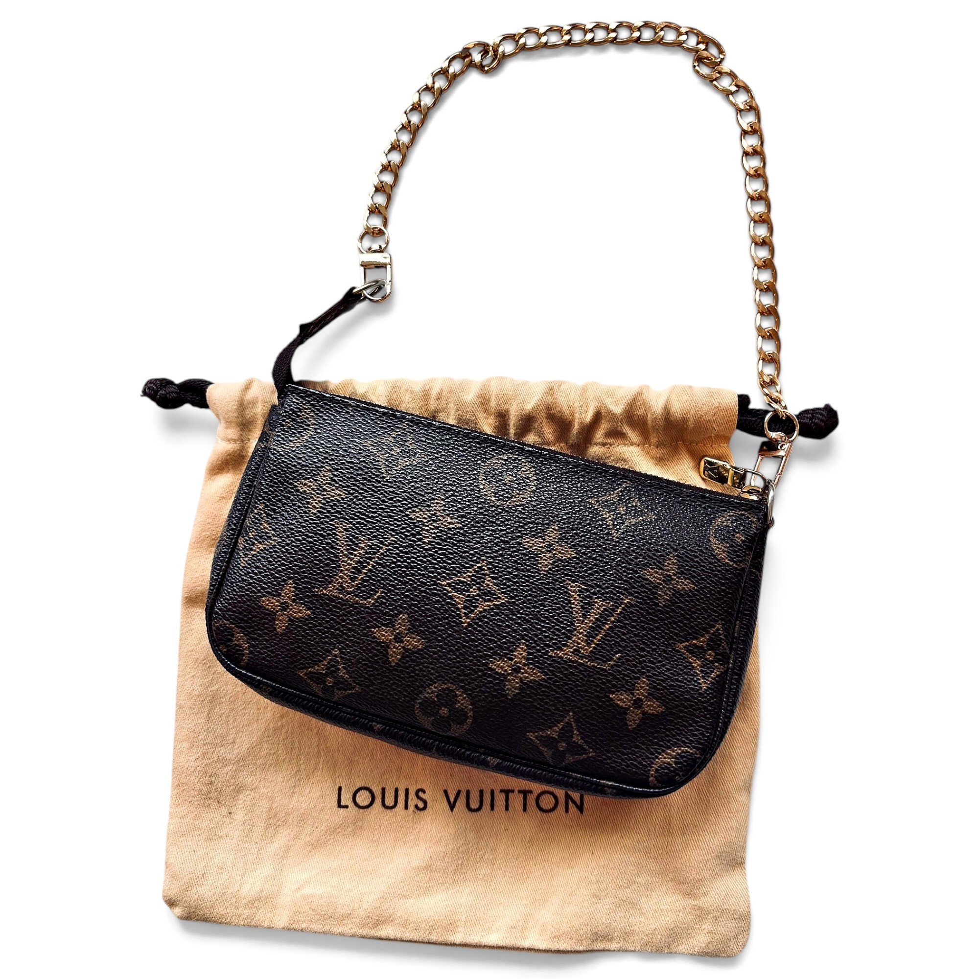Leather clutch bag
