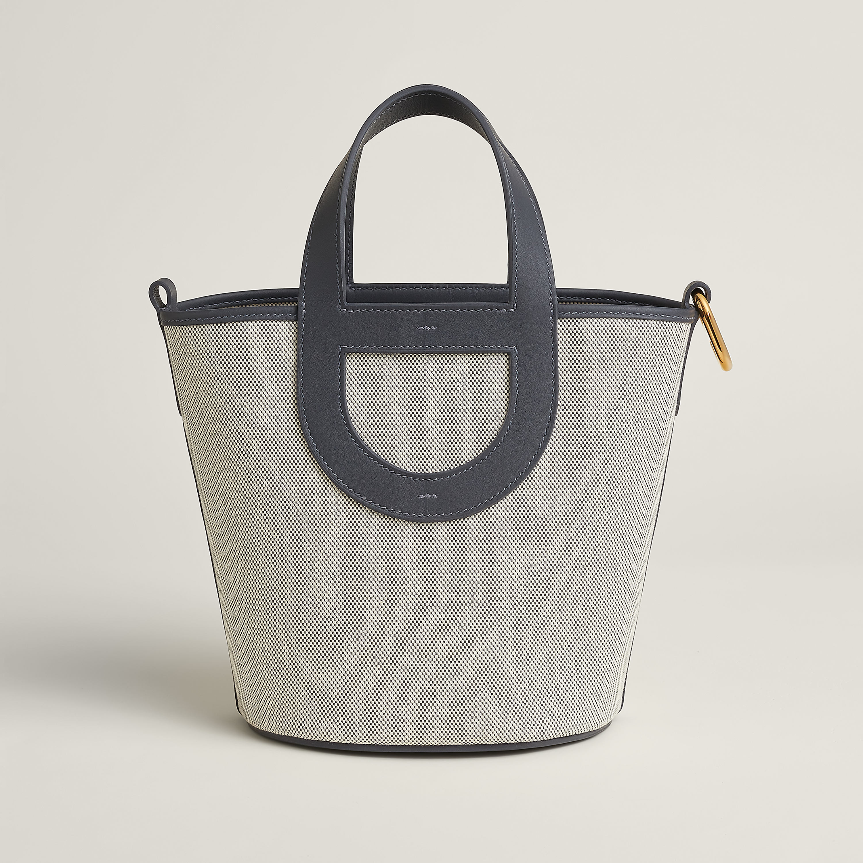 Hermès In-the-Loop 18 bag