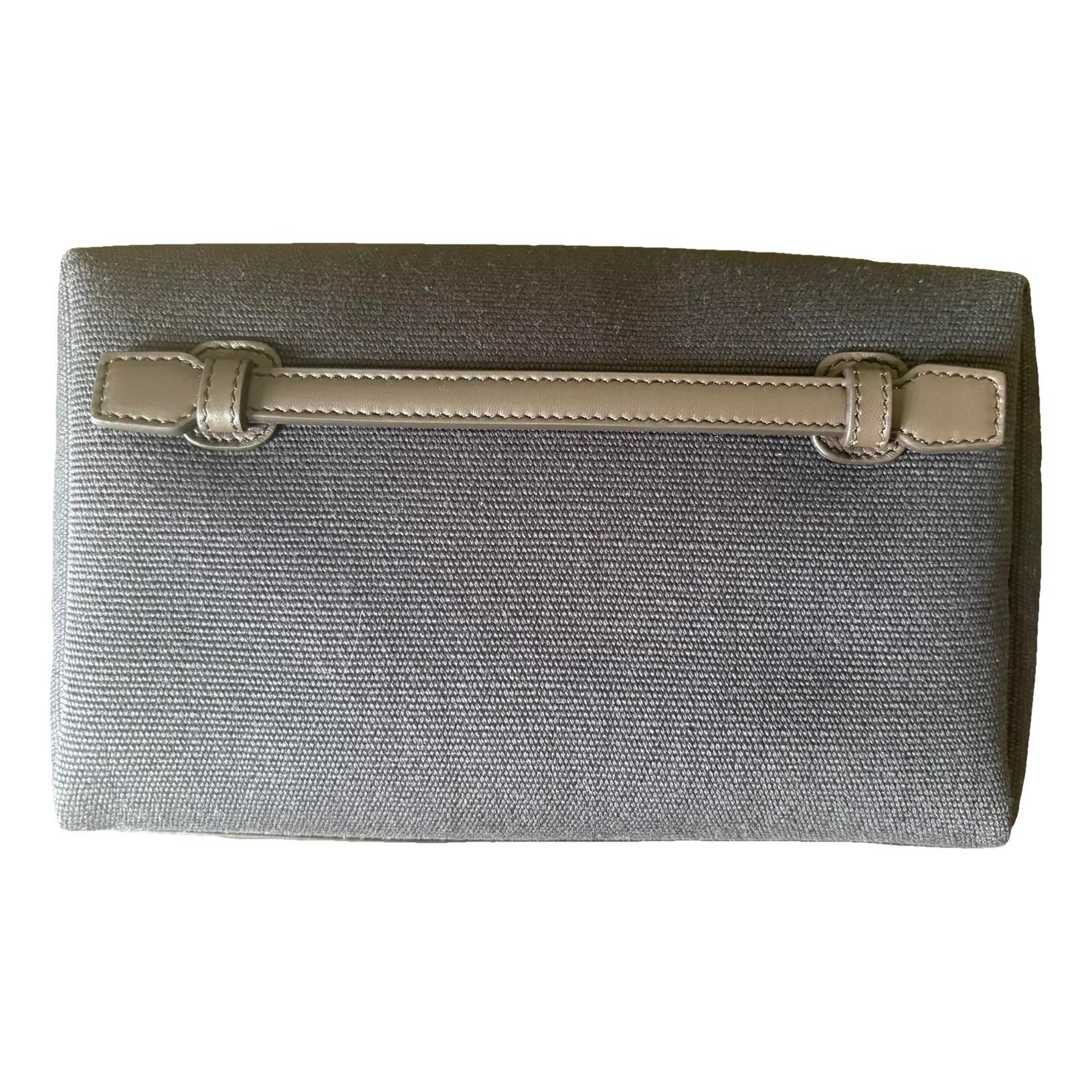Clutch bag