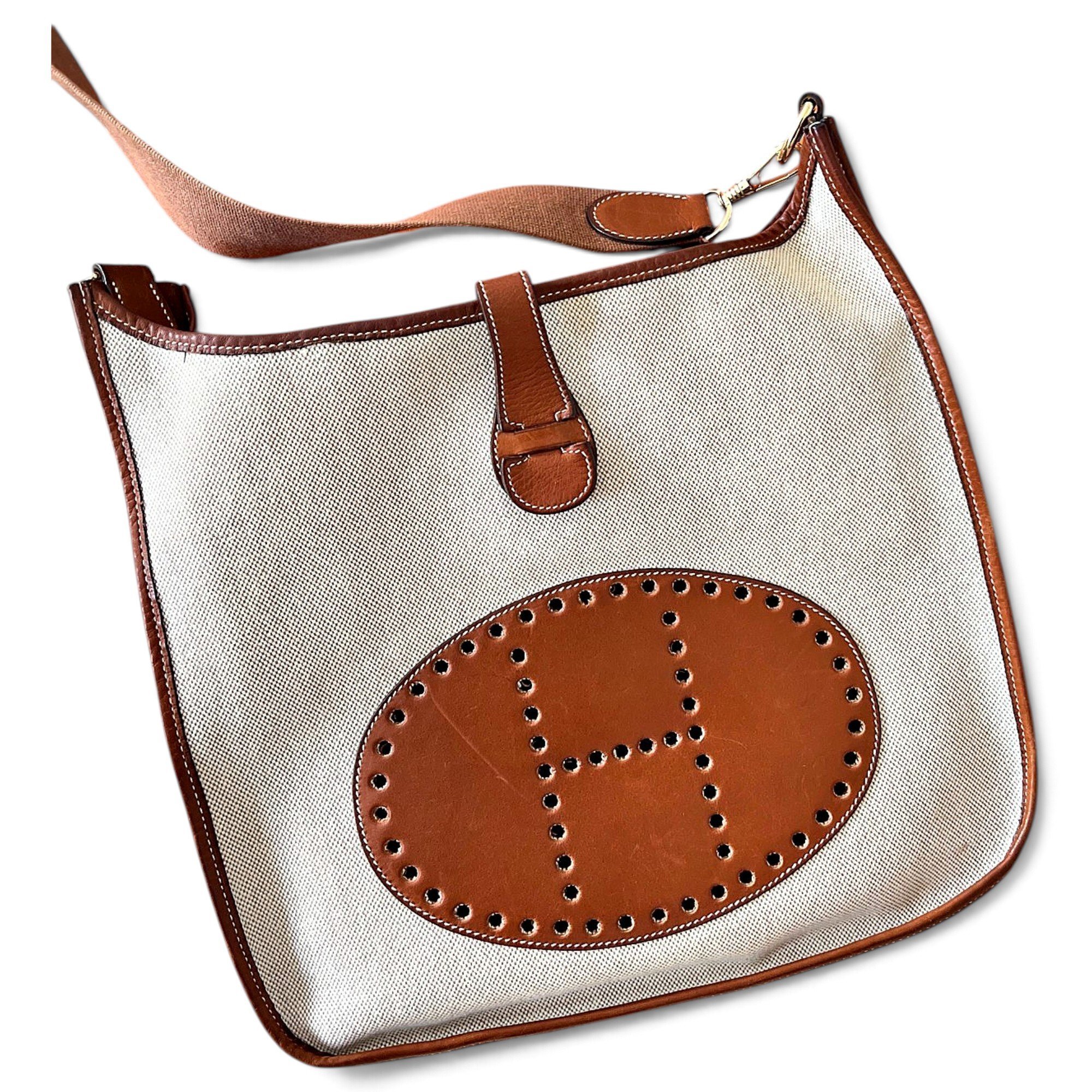 Evelyne leather crossbody bag