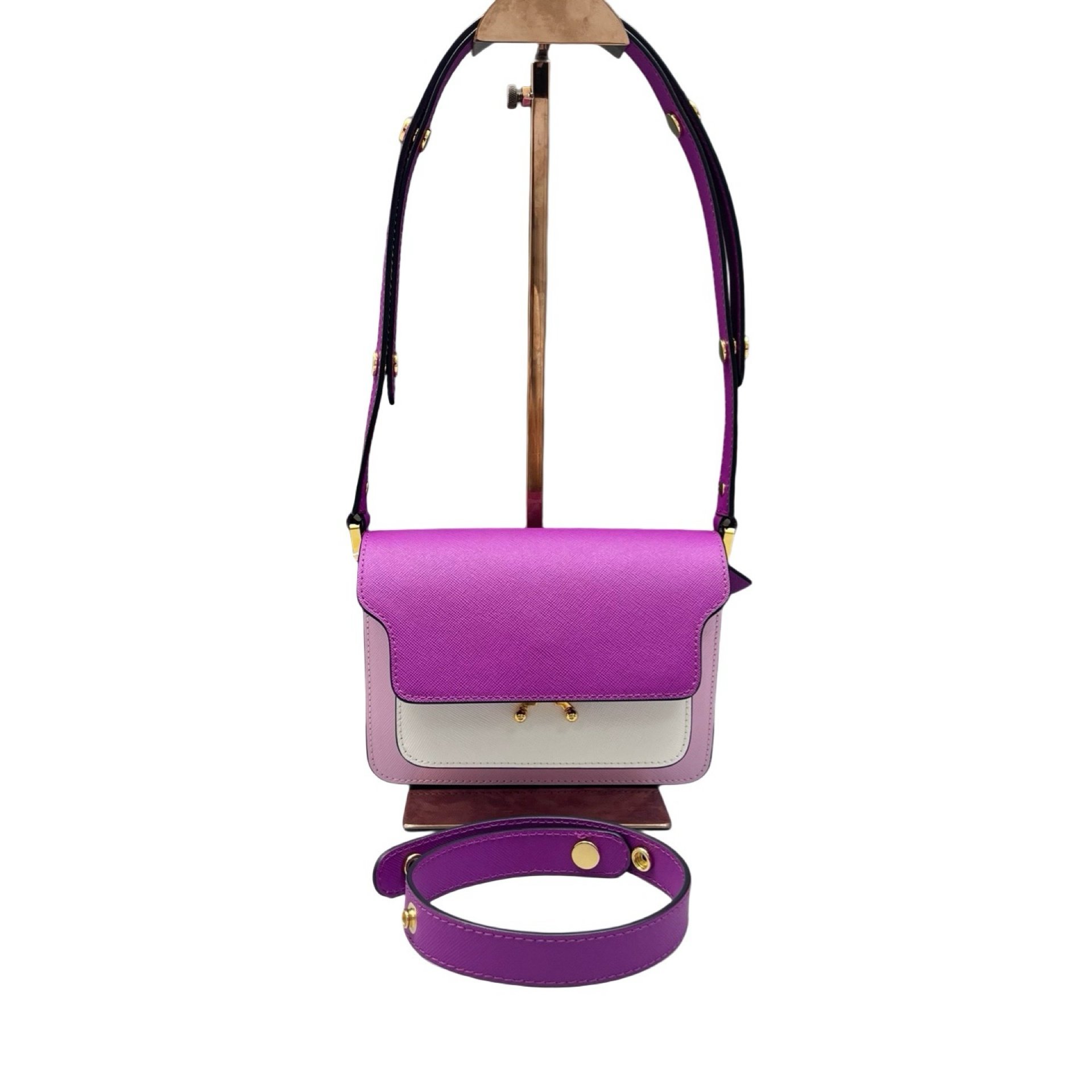 Trunk leather handbag