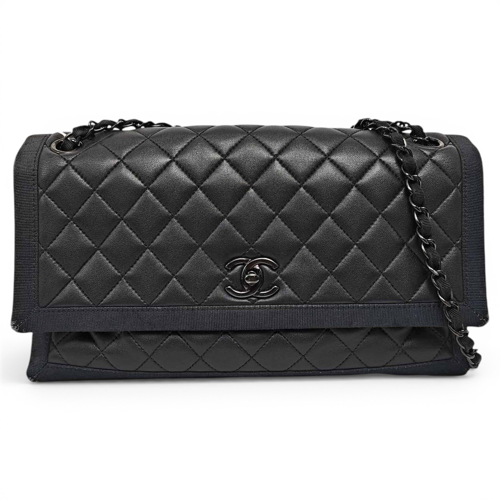Timeless/Classique leather crossbody bag