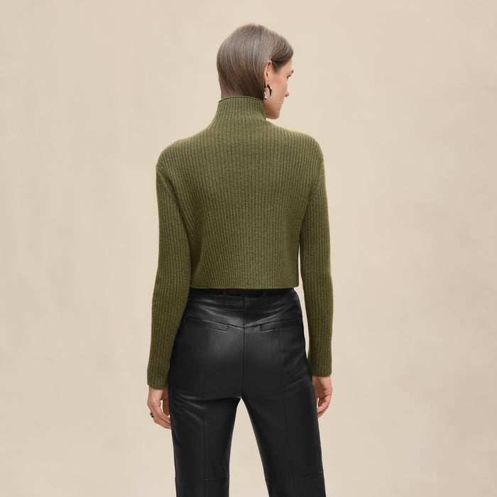 Kaki Long-sleeve Cropped Sweater