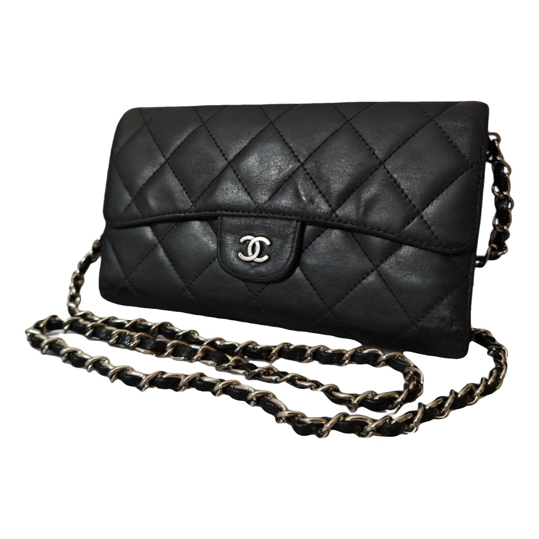 Wallet On Chain Timeless/Classique leather crossbody bag