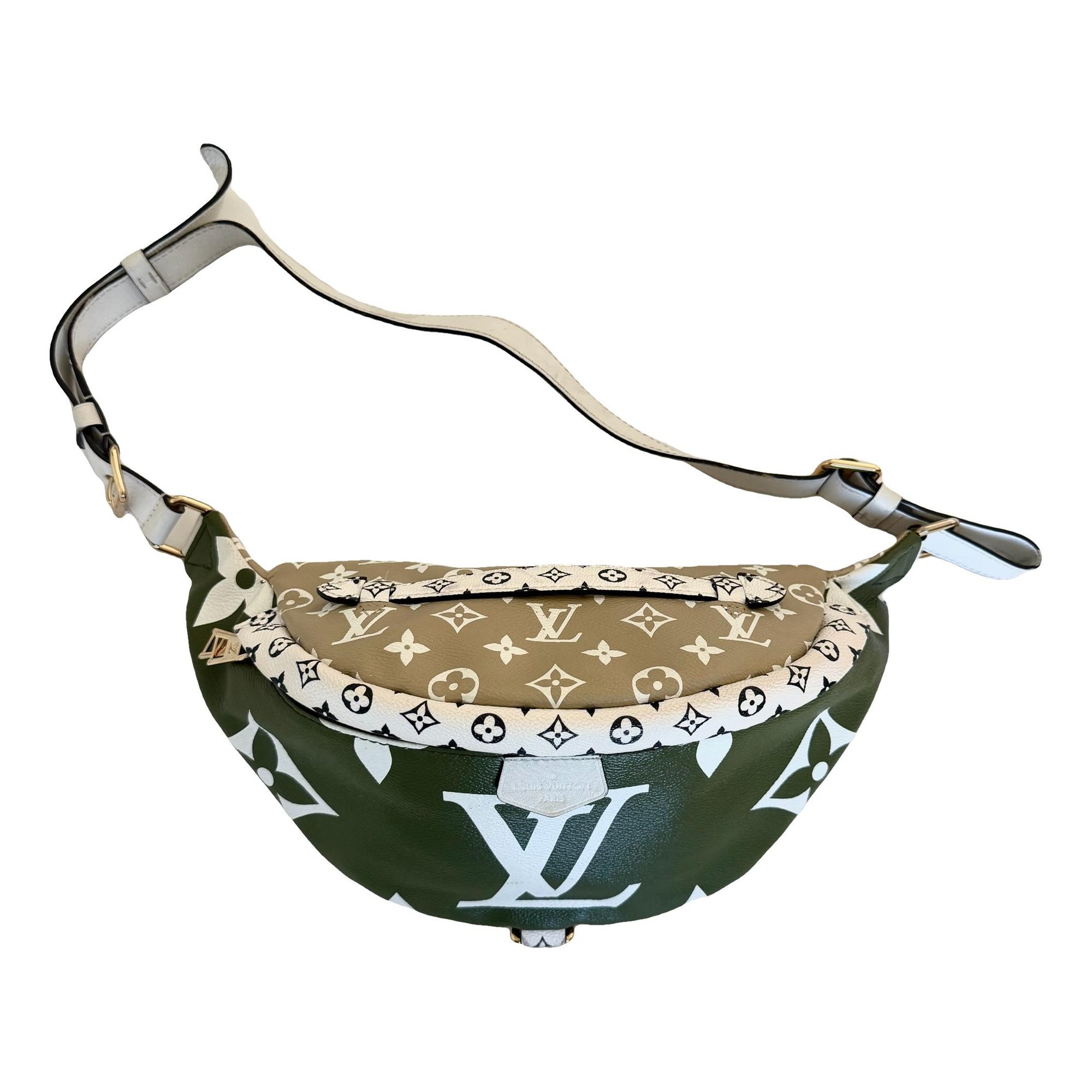 Louis Vuitton Bum Bag / Sac Ceinture leather crossbody bag