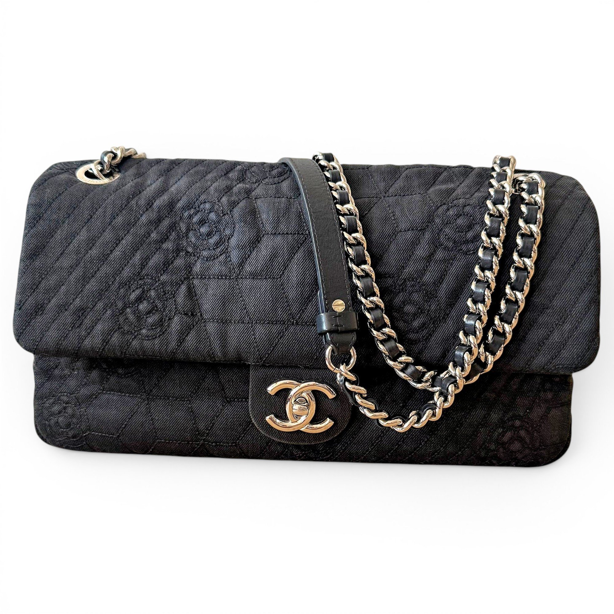 Timeless/Classique handbag