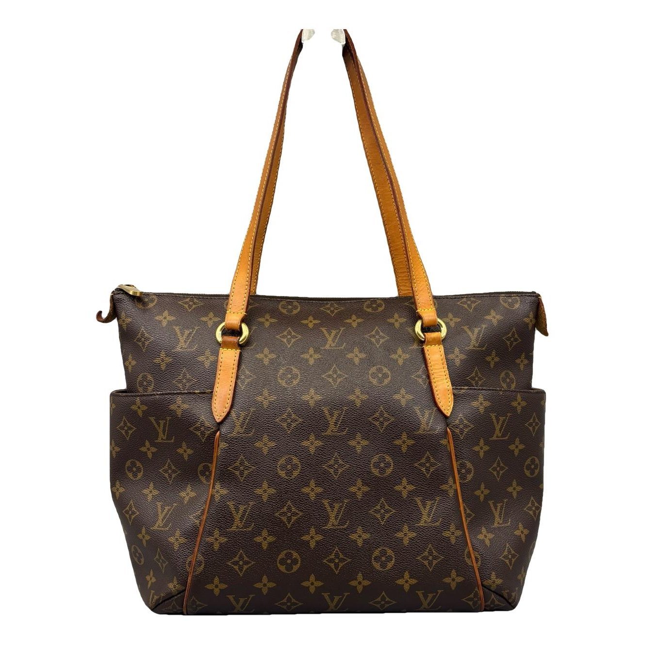 Totally leather handbag