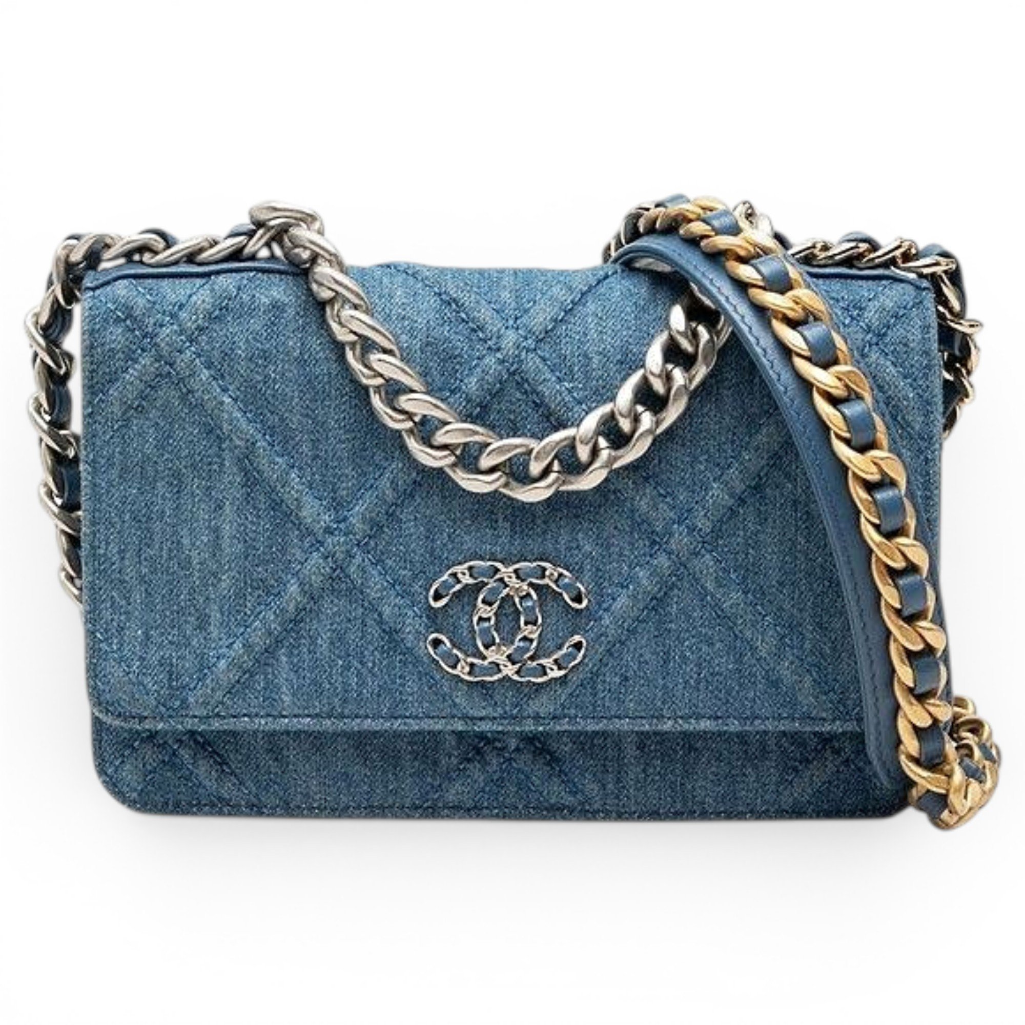 Chanel 19 handbag