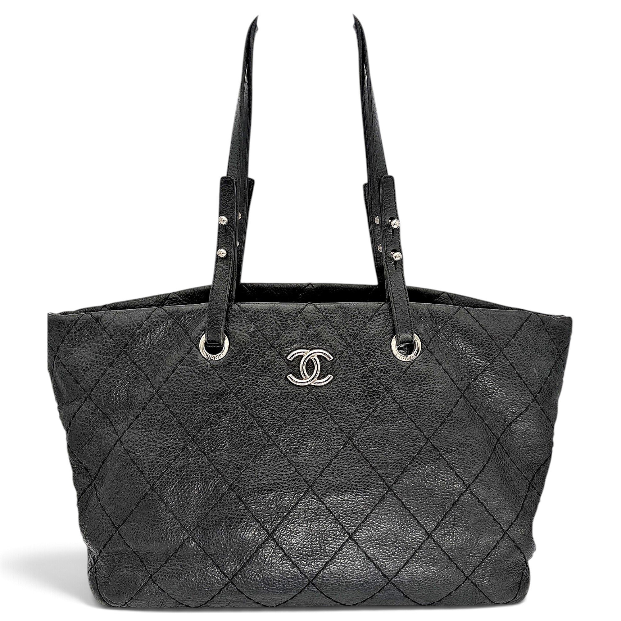 Chanel Leather tote