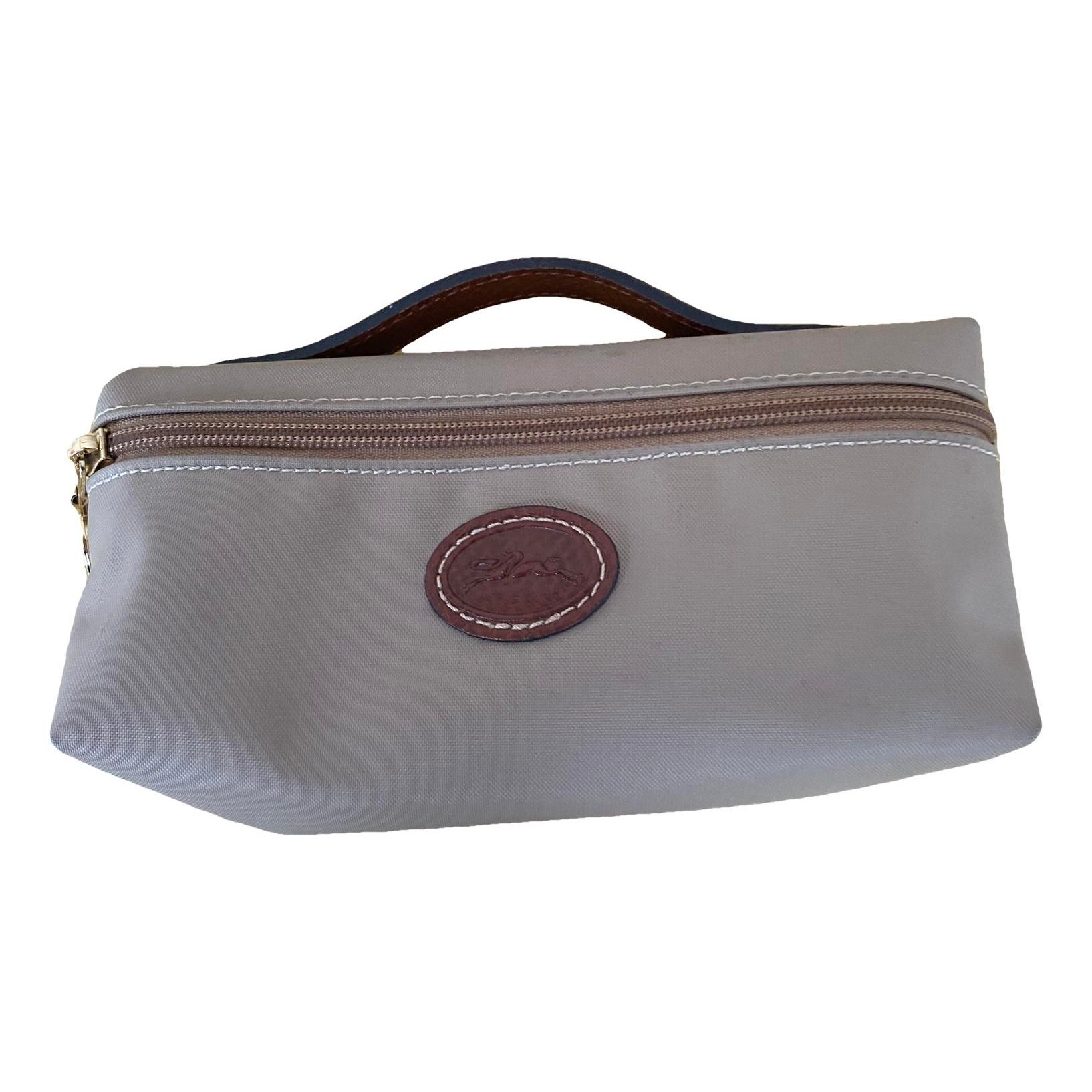Cloth clutch bag