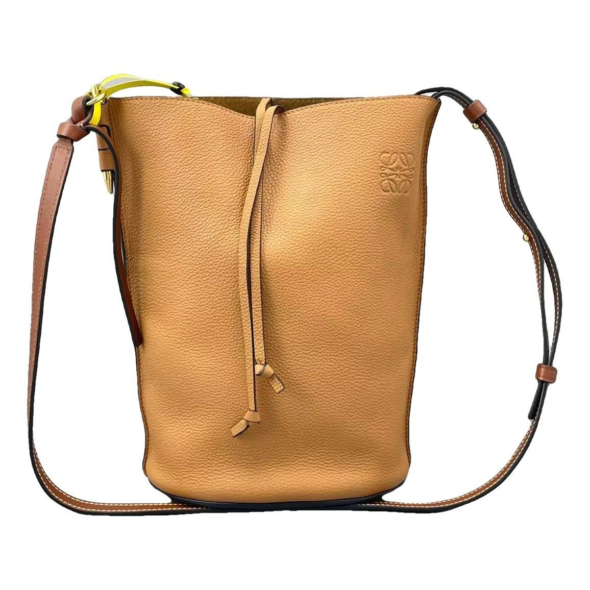 Gate Bucket leather handbag