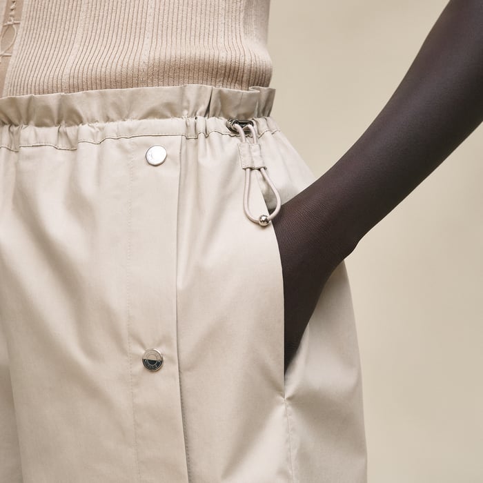 Beige Pierre d'Istrie Shorts With Elastic Waist
