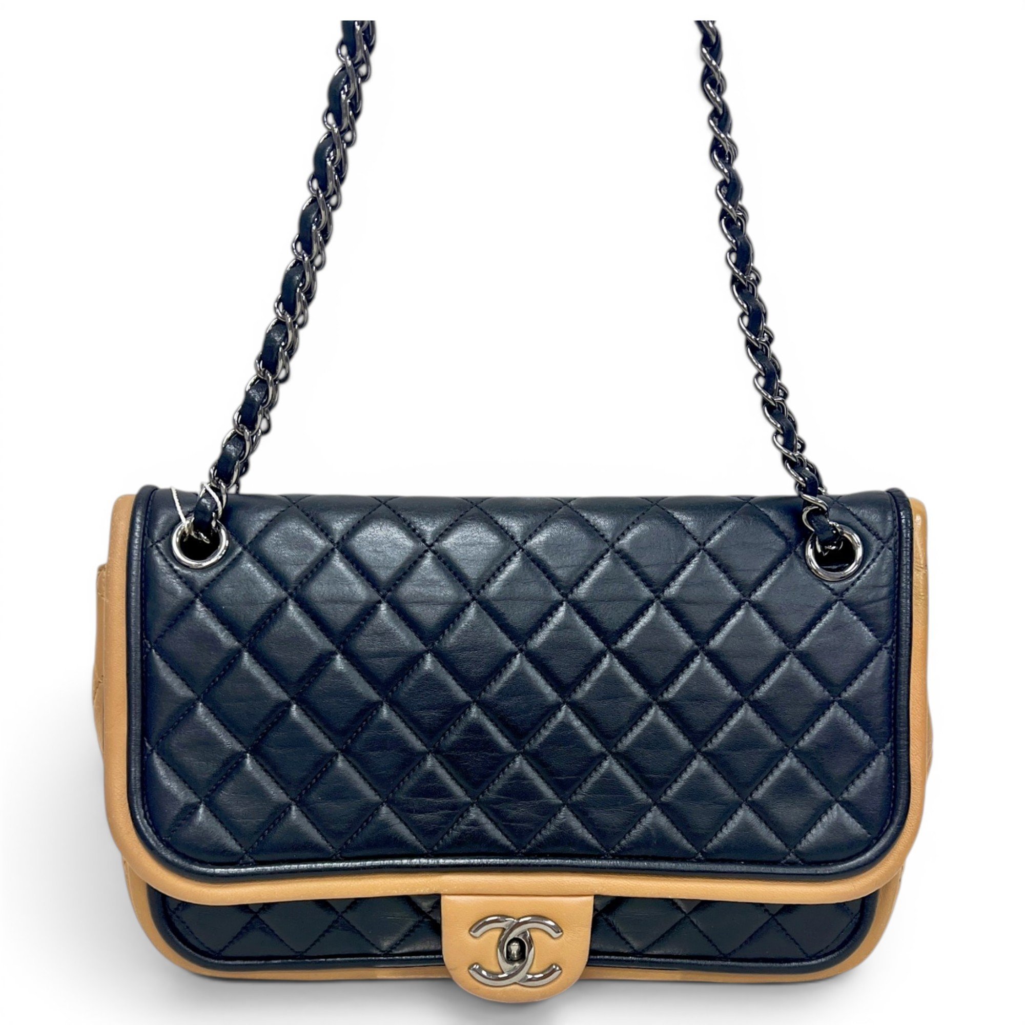 Timeless/Classique leather crossbody bag
