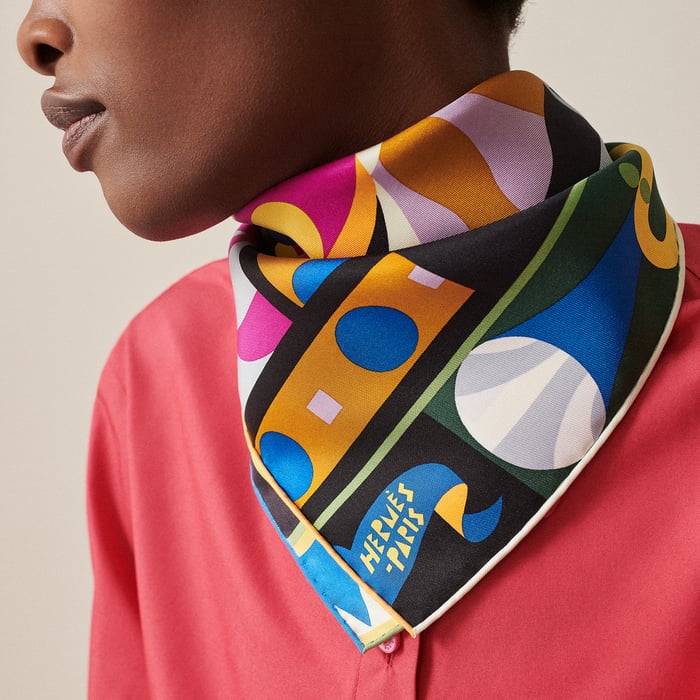 Parade En Fanfare Detail Scarf 45