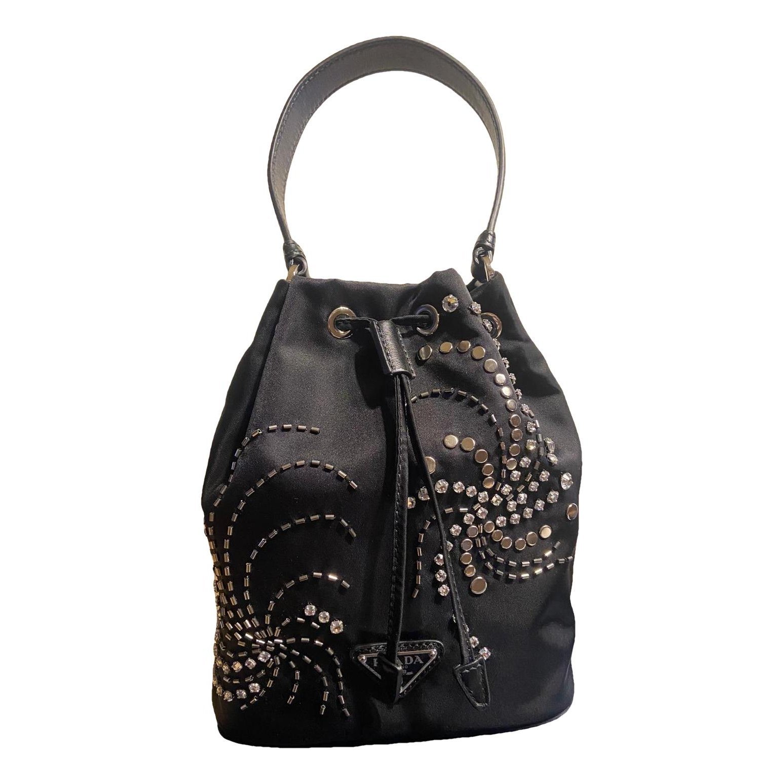 Re-Edition 1978 Bucket cloth crossbody bag