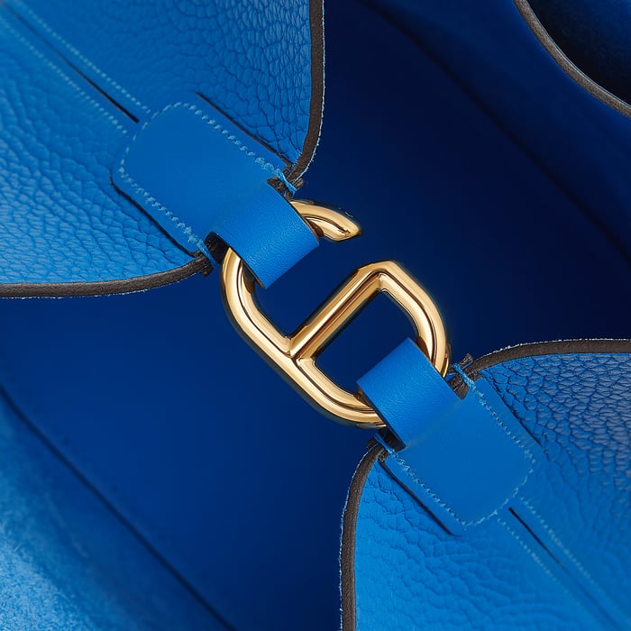 Hermès In-the-loop 18 Bag