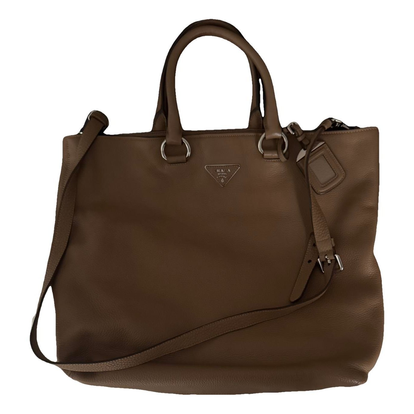 Monochrome leather handbag