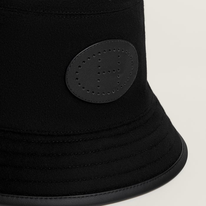 Noir Harper Evelyne Bucket Hat