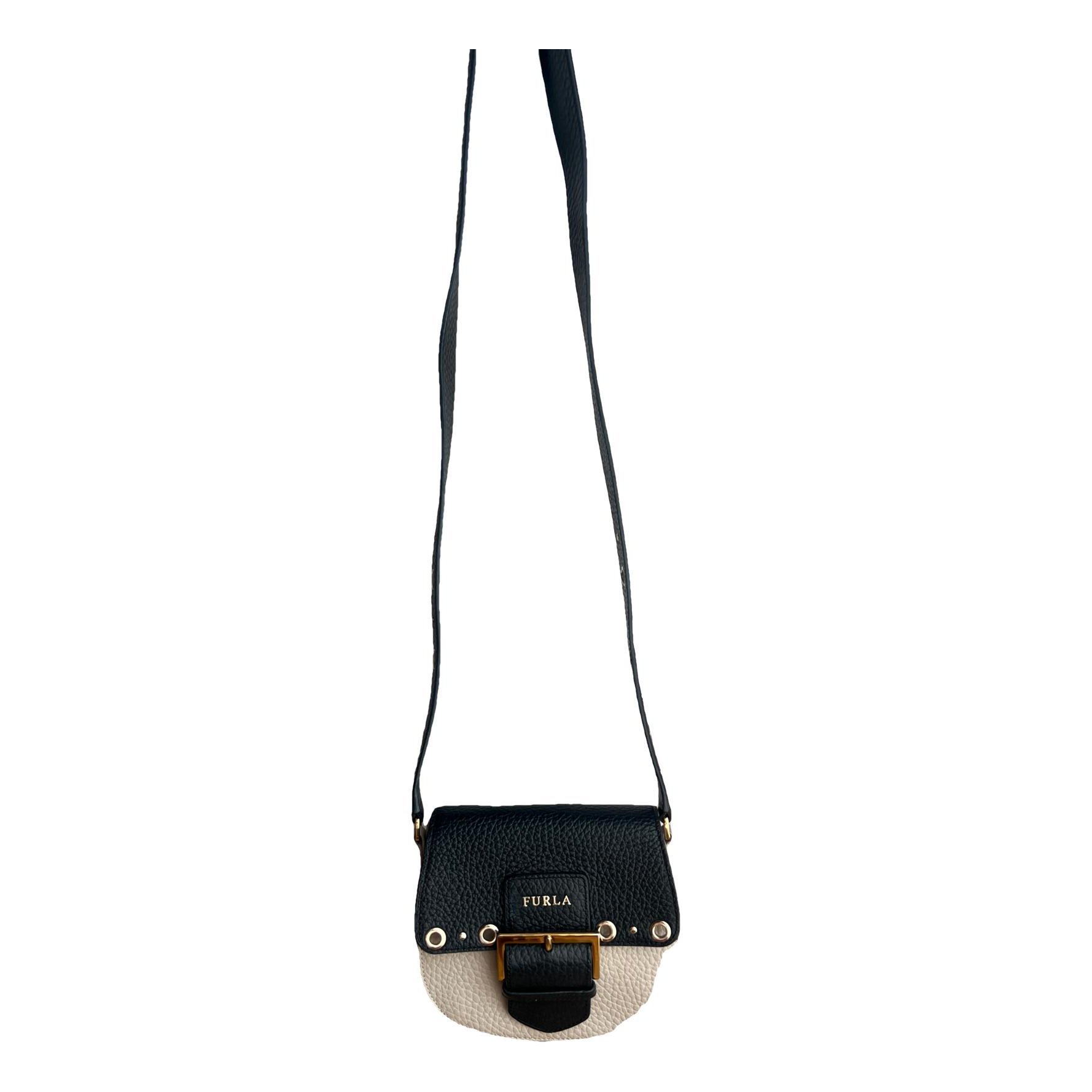 Leather crossbody bag