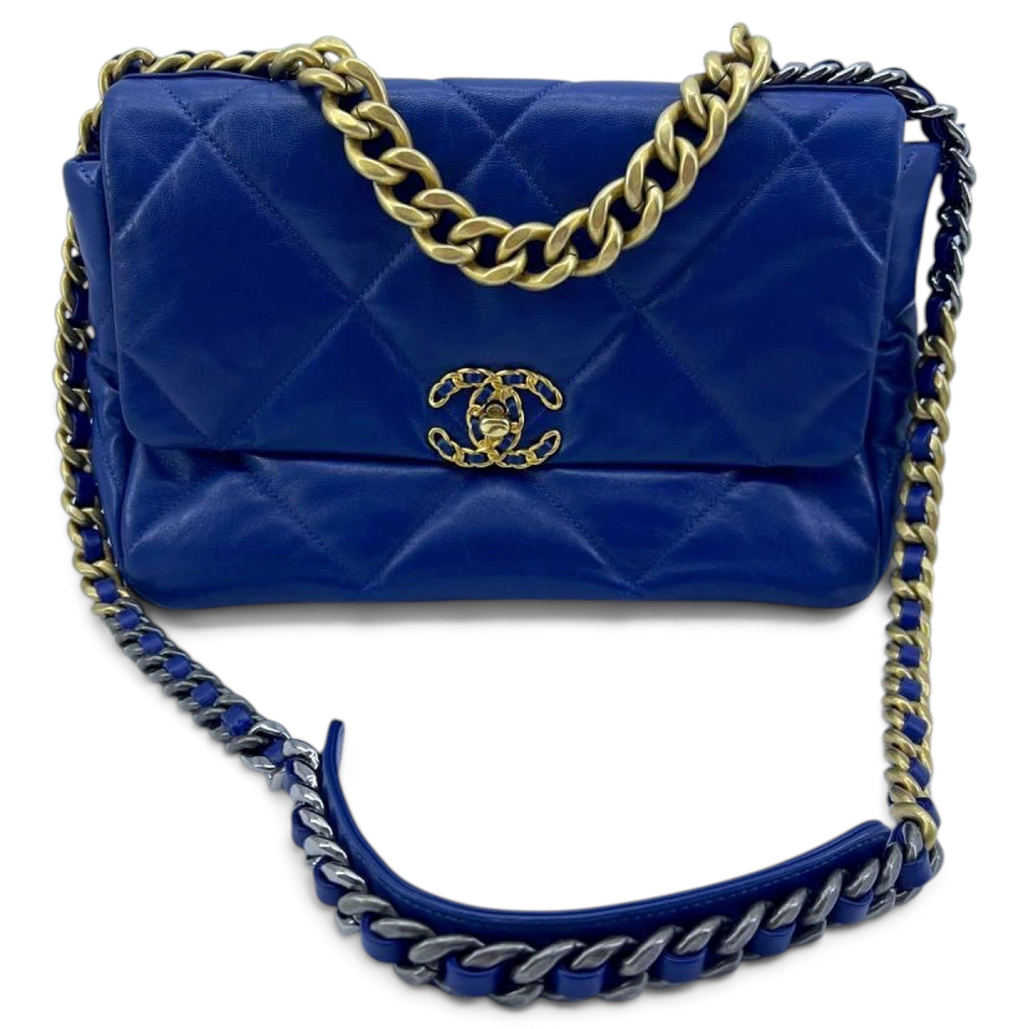 Chanel 19 leather handbag