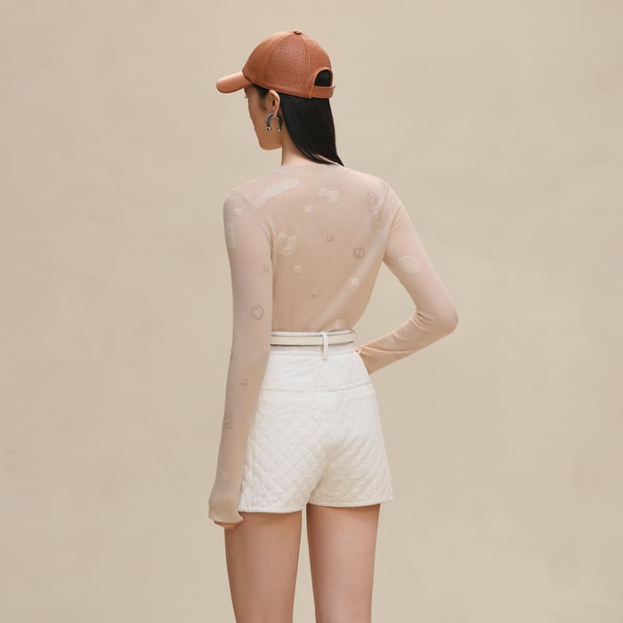 Blanc Cygne "Candy Libris" Light Long-sleeve Sweater