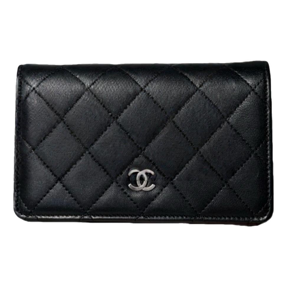 Chanel Timeless/Classique leather clutch bag