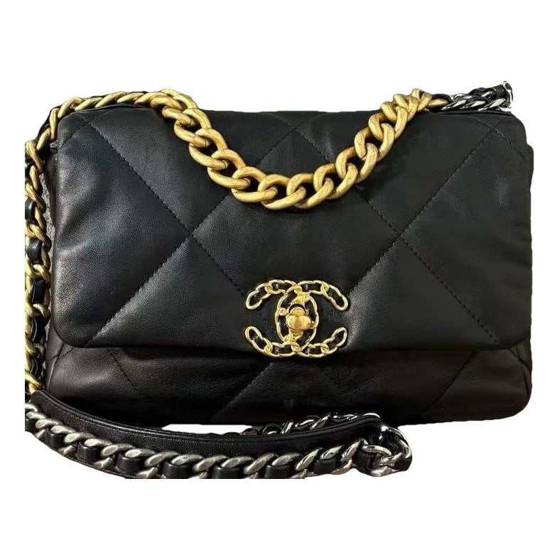 Chanel 19 leather handbag