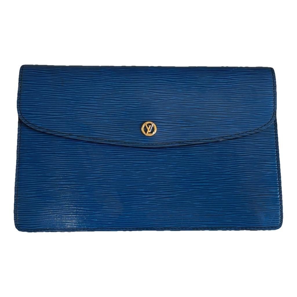 Leather clutch bag
