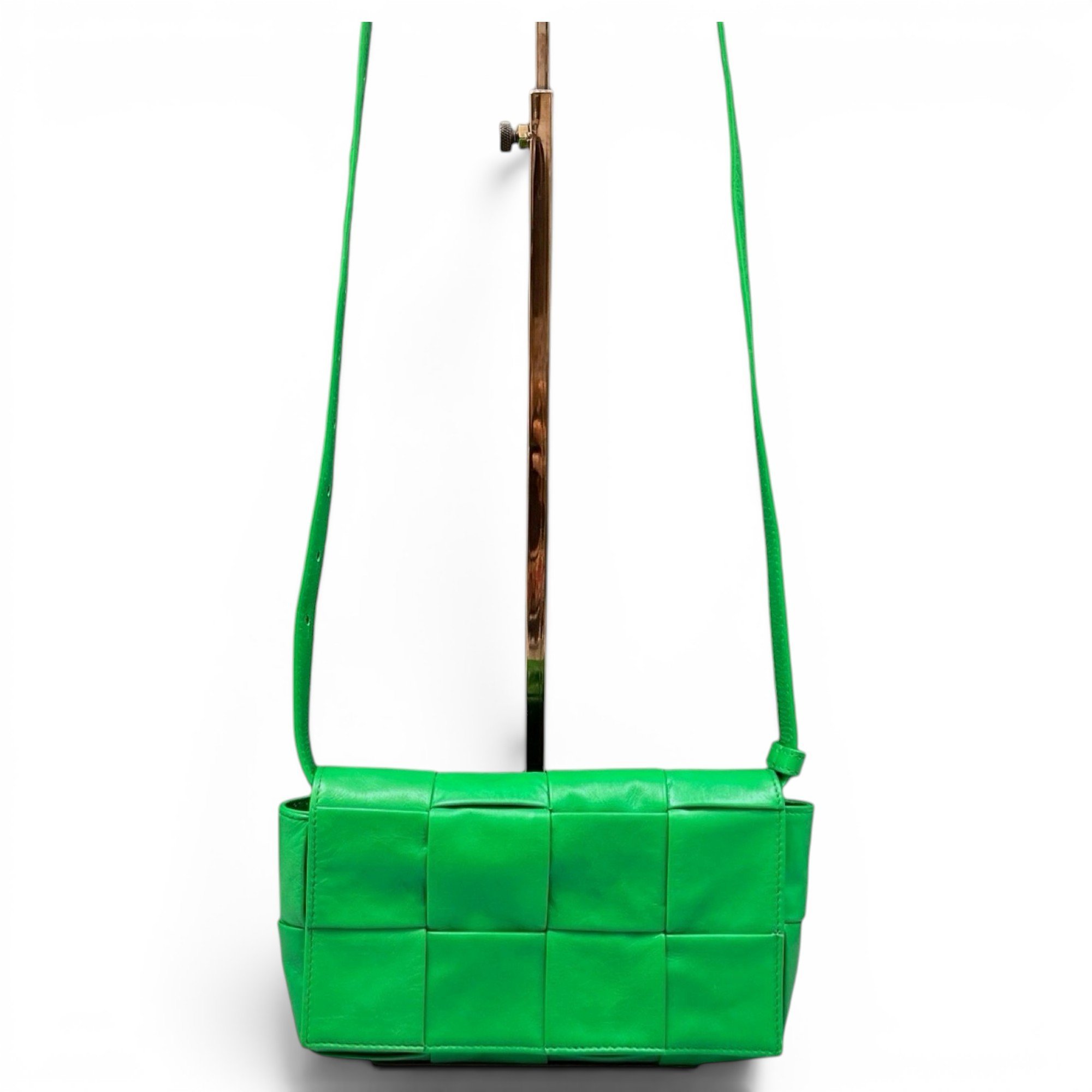 Cassette leather crossbody bag