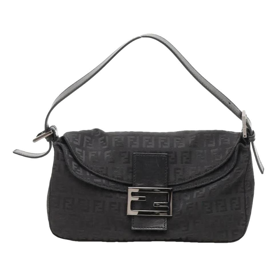 Baguette leather handbag