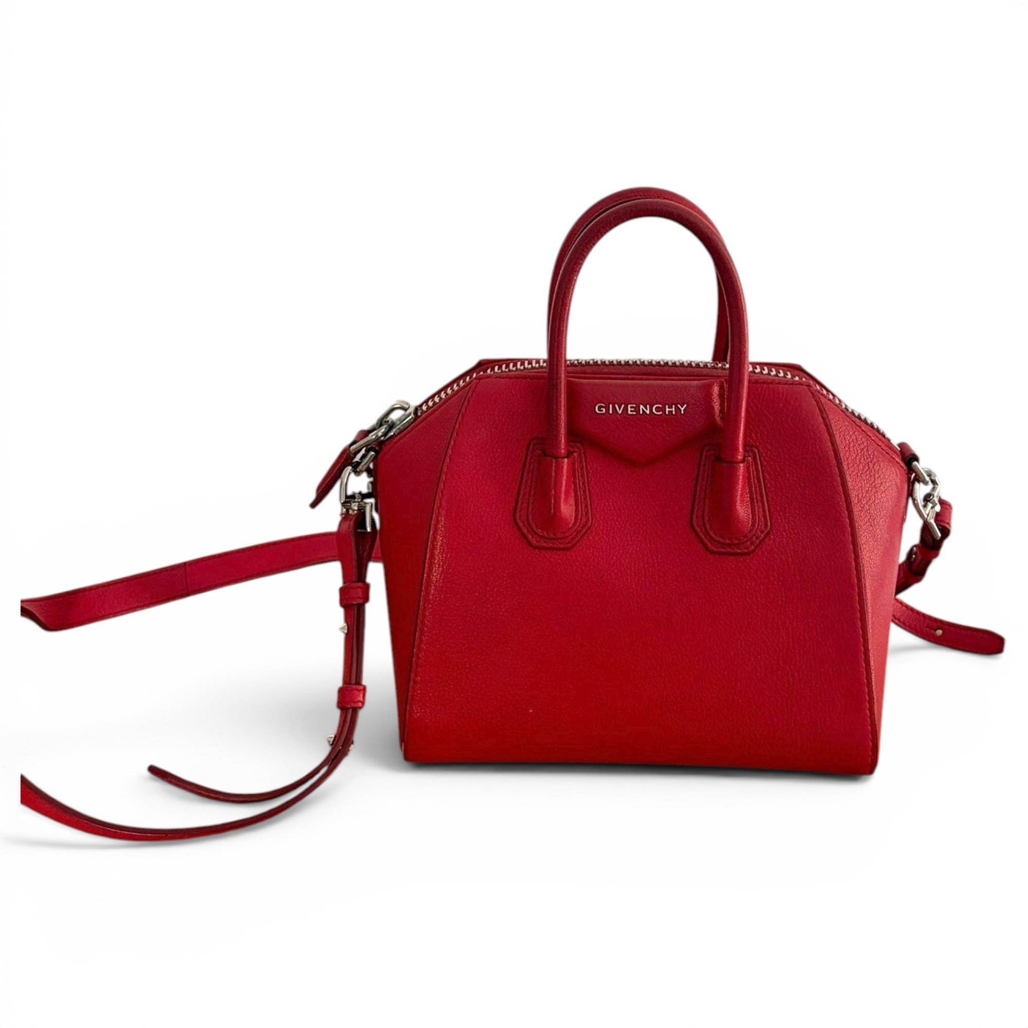 Antigona leather handbag