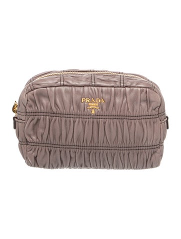 Nappa Gaufre Leather Clutch