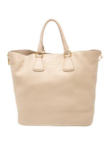 Vitello Daino Leather Tote