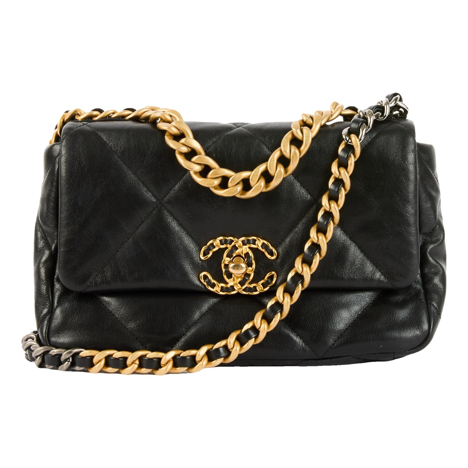 Chanel 19 leather crossbody bag