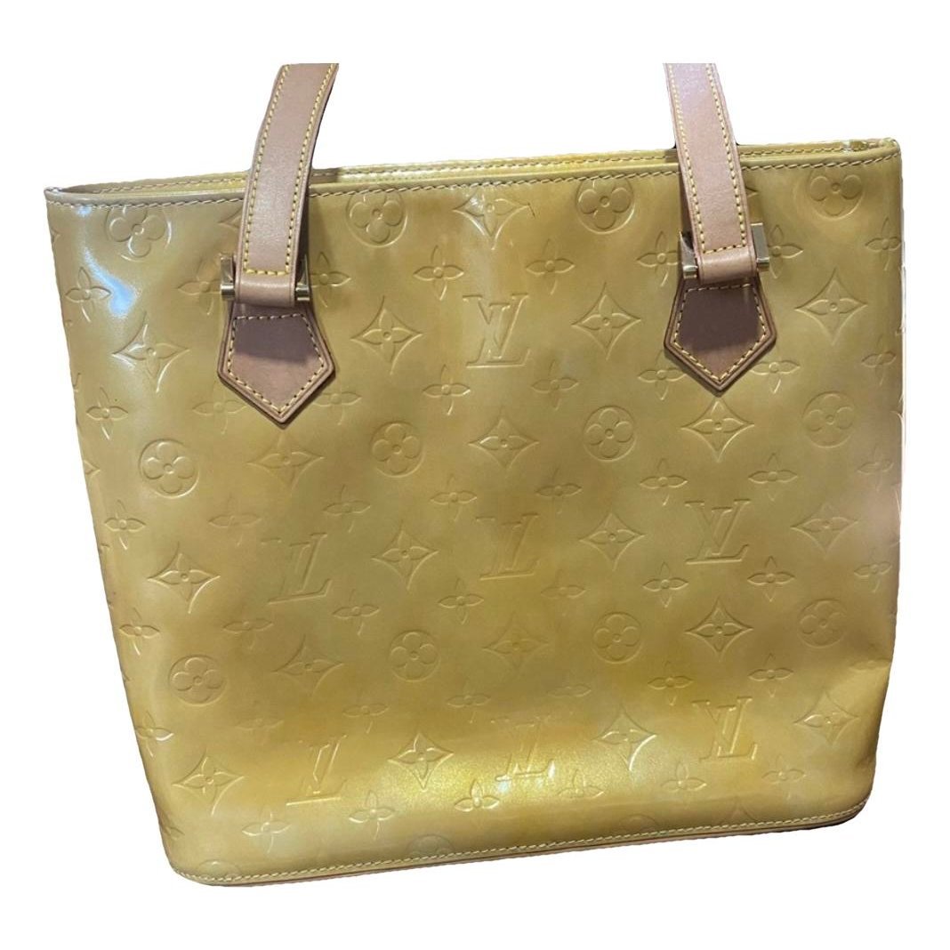 Patent leather handbag