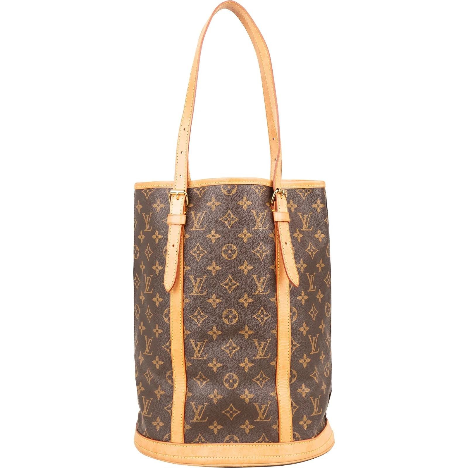 Bucket leather handbag