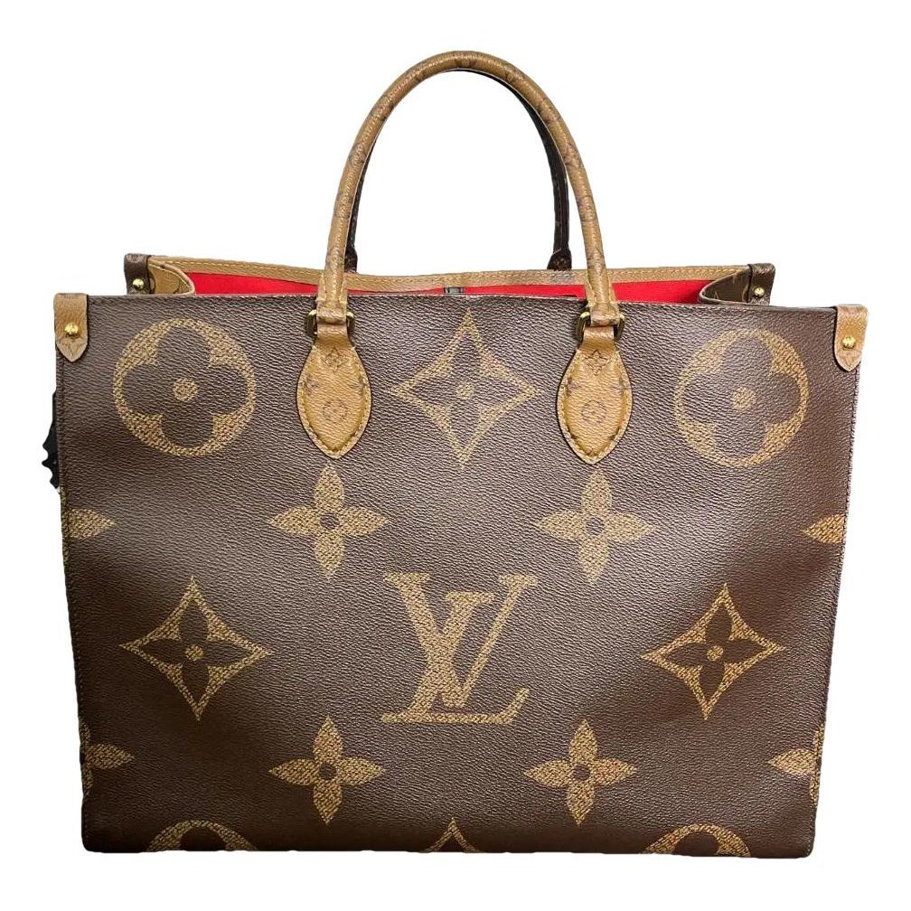 Onthego vinyl handbag